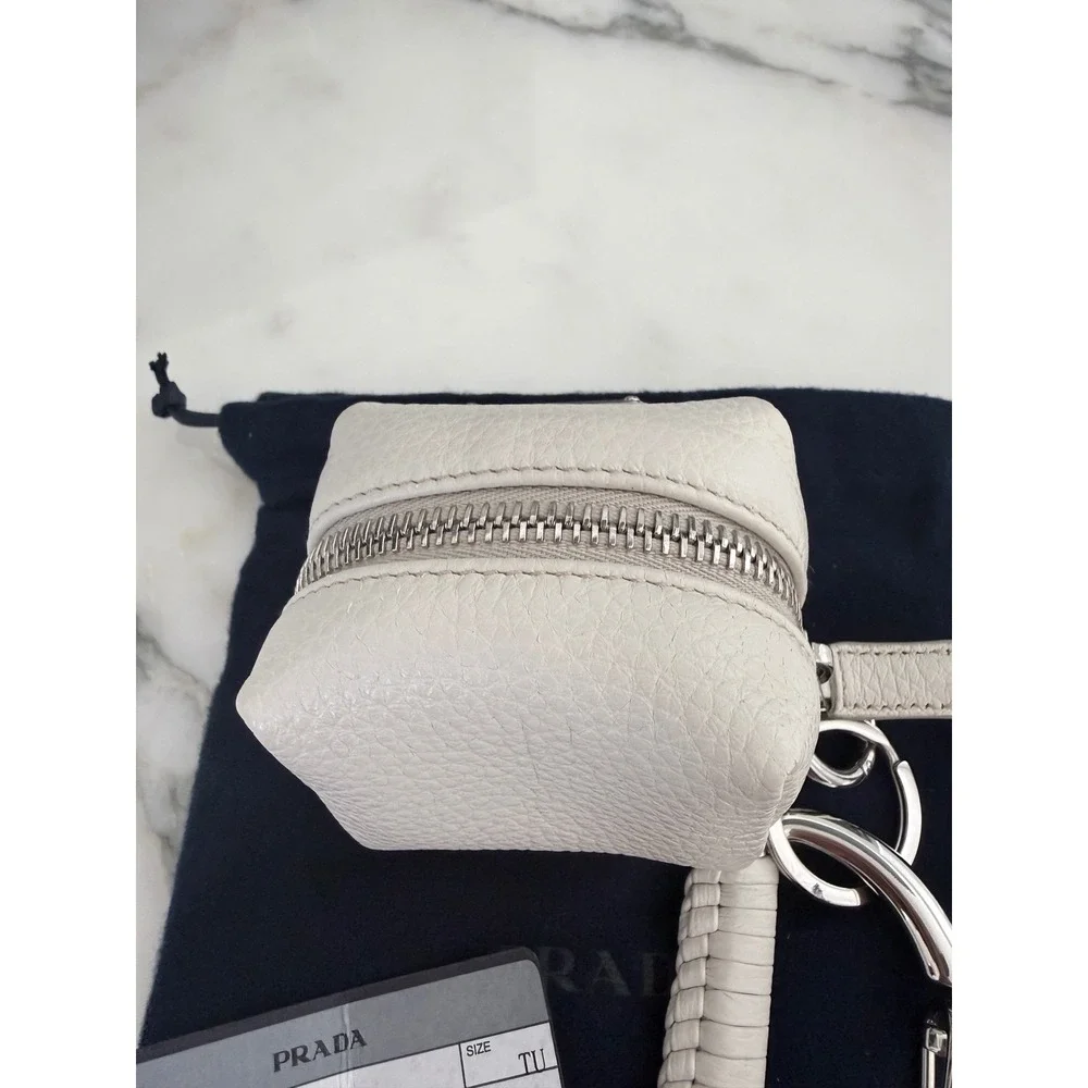 Prada 2TL547 Vitello Daino Leather Pouch Keychain Talco White‎ Carabiner Clip